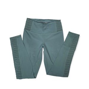 Victoria Sport Total Knockout Tight/ leggings size S